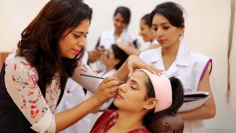 Basic-Beautician-Training